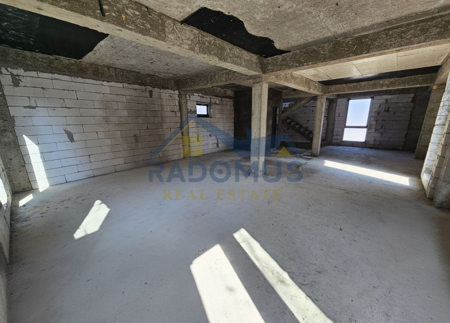 Oportunitate unică de închiriere – Clădire de birouri ultracentrală - Poză 15