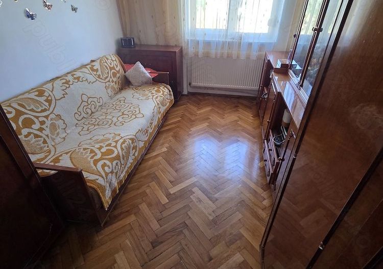 BRASADAS vinde ap 3 cam etaj 4/4 zona Closca. - Poză 5