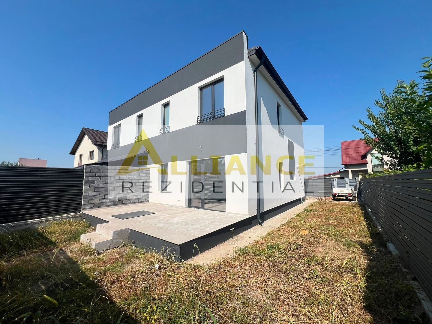 Duplex   - 3 camere -2 bai-400 M de STV - Poză 1