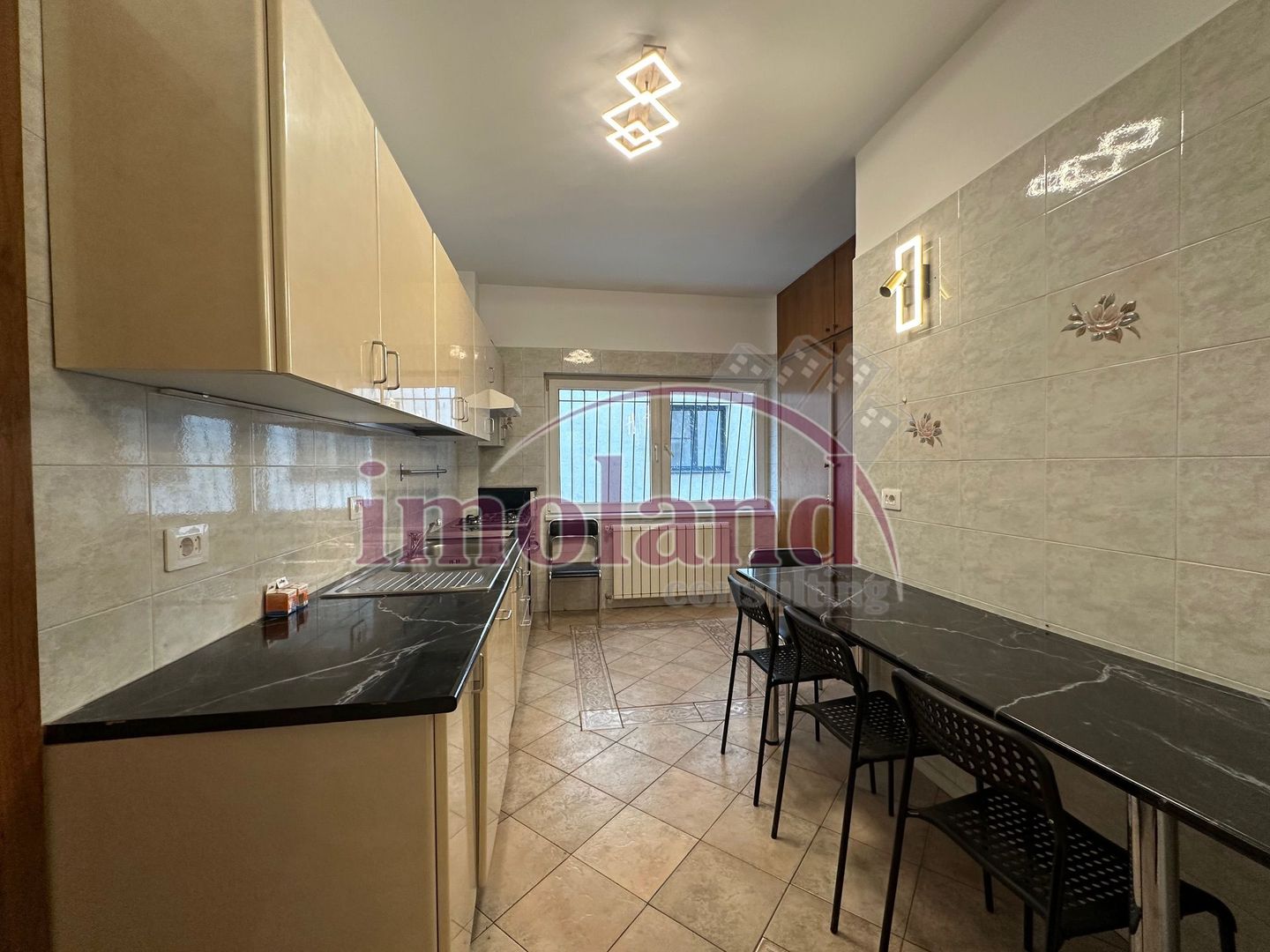 Inchiriere - 4 camere renovate integral - Primaverii - Poză 7