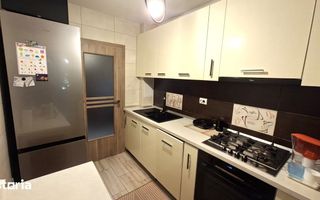 Apartament 2 camere, Podu Roș, etaj 1, ultracentral, 5 minute de Palas, stare excelentă - Poză 9