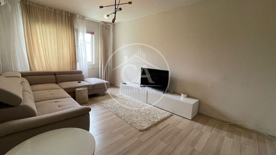 Apartament de închiriat cu 3 camere în zona Decebal, Oradea - Poză 3