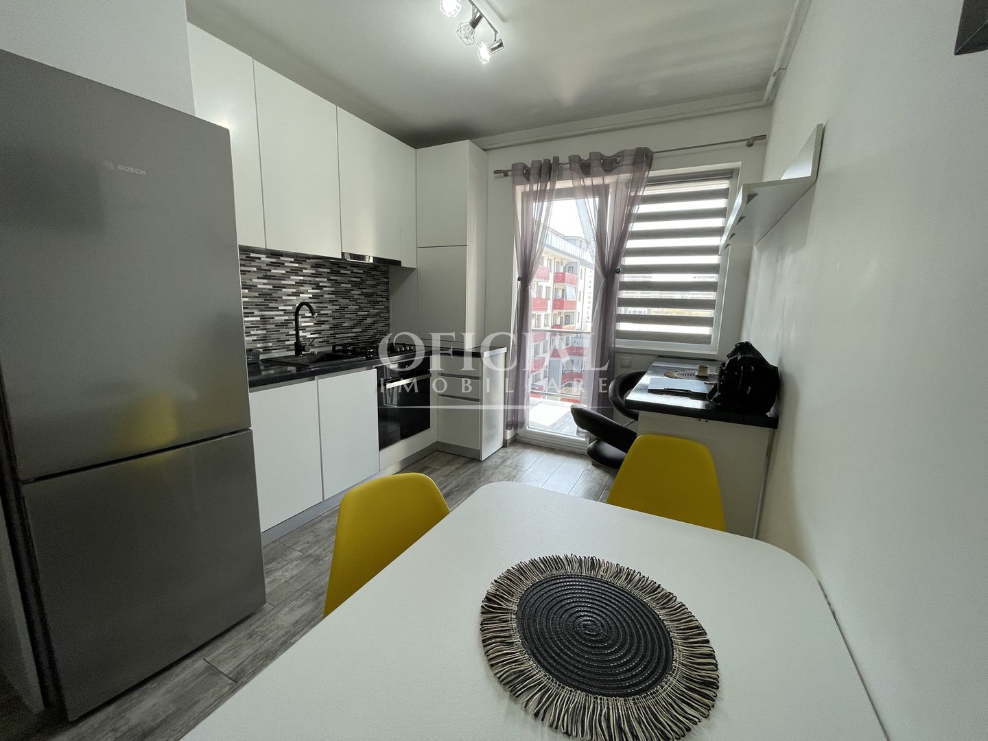 Apartament 2 Camere | Parcare | Zona Vivo Metro Floresti - Poză 1