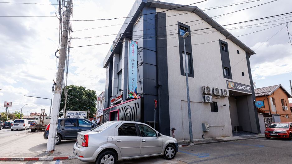 Spațiu comercial modern/showroom Voluntari-Colentina-A3 - Poză 2