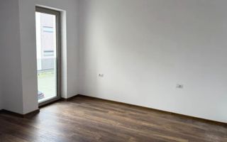 Locuiești la doi pași de Coresi Dar vezi orașul din alt unghi - Poză 3