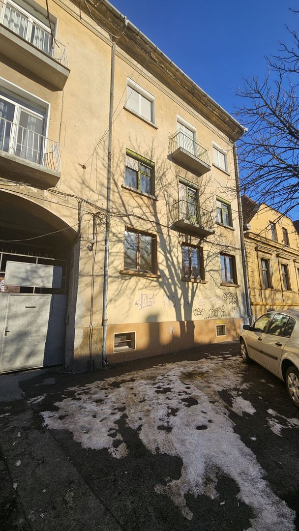 Str Lunga apartament pretabil birou/cabinet , parter stradal - Poză 12