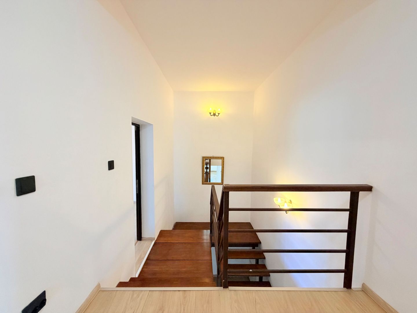 Duplex luminos si spațios, cu garaj, in zona Mehala - Ronat - Poză 22