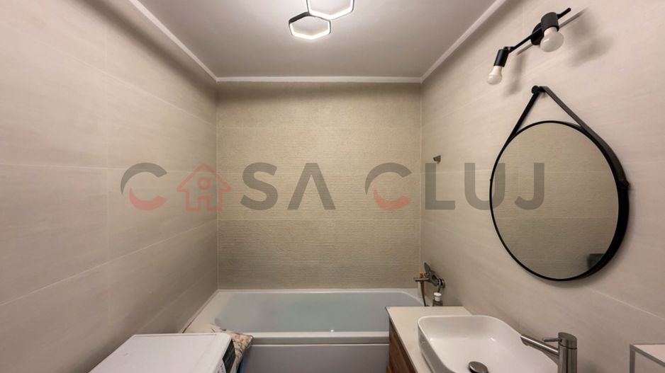 3 camere la cheie, zona Tetarom, bloc nou, garaj - Poză 6