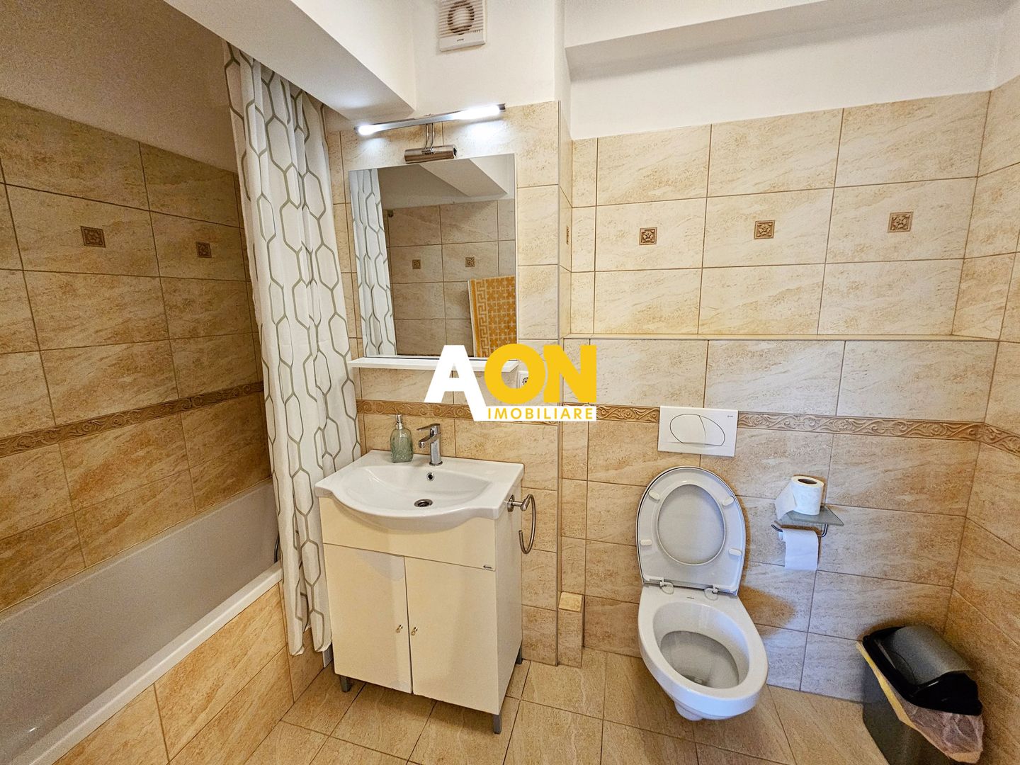 Apartament 3 camere lux, 2 balcoane, mobilat, utilat, ultracentral - Poză 6