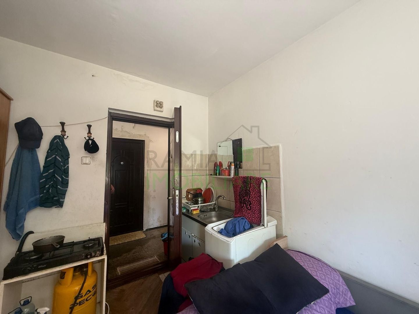 Cameră de Cămin | Aleea Violetelor | 10 mp | Bloc Izolat - Poză 5