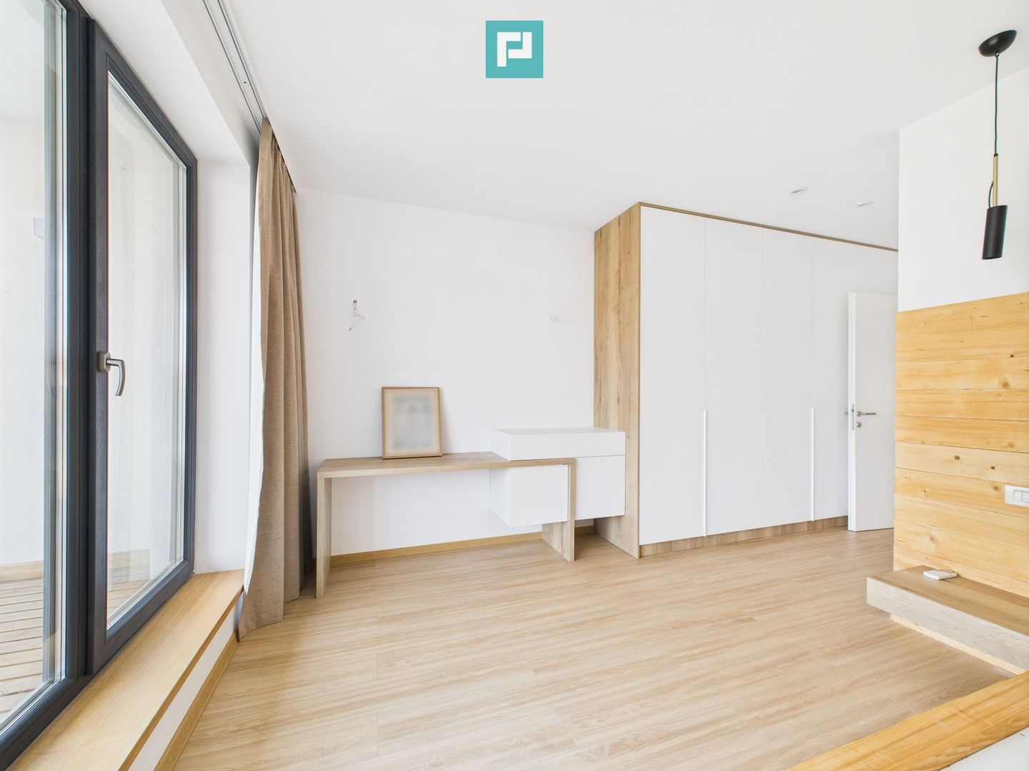 Casă modernă și elegantă, mobilată și utilată - Poză 21