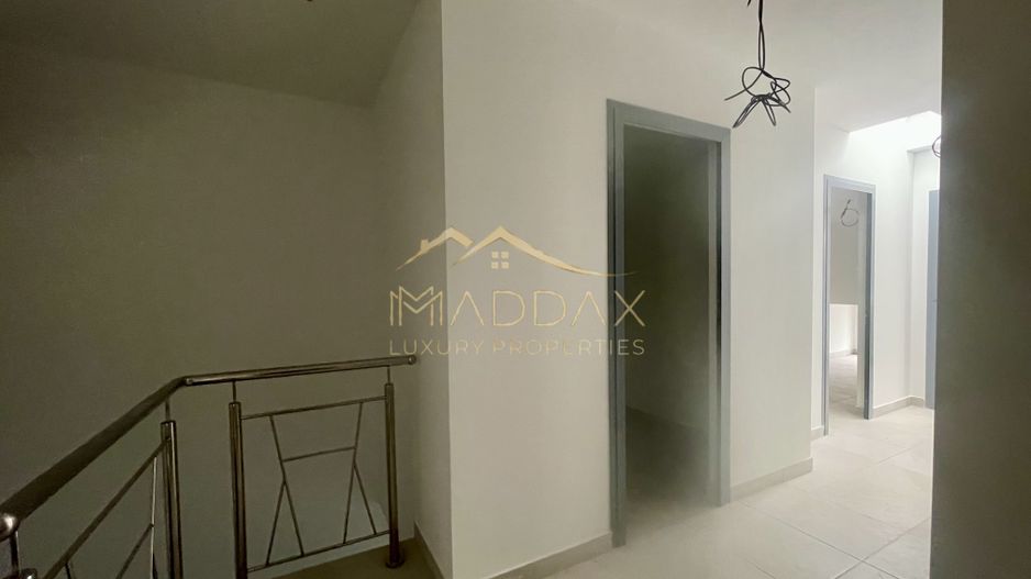 Spatiu comercial***300 mp***Cladire noua// Centrul Istoric - Poză 5