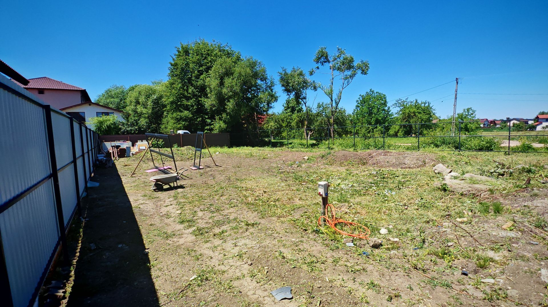 Teren intravilan Stupini - Plugarilor 536 mp,toate utilitatile,gard. - Poză 3