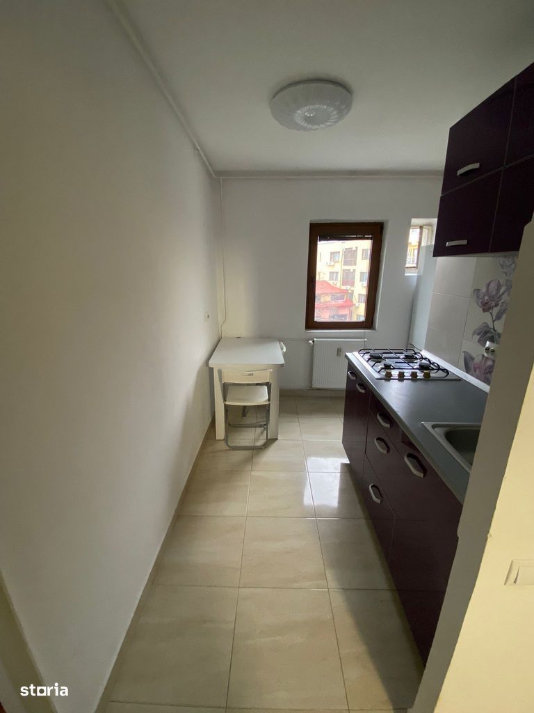 Vanzare Garsoniera 5 Minute Mall Vitan - Poză 11