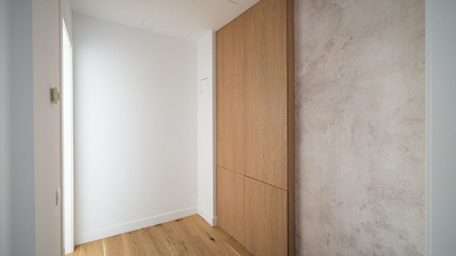 Urban Villa 01 mobilata complet Amber Forest - Poză 5