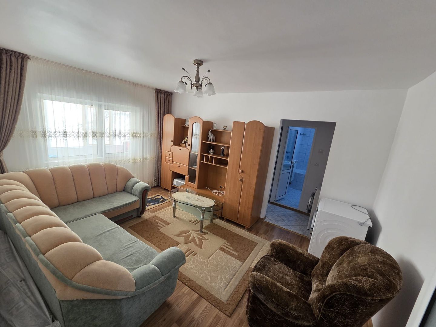 Apartament 2 camere, etaj 1, zonă excelenta - Poză 5