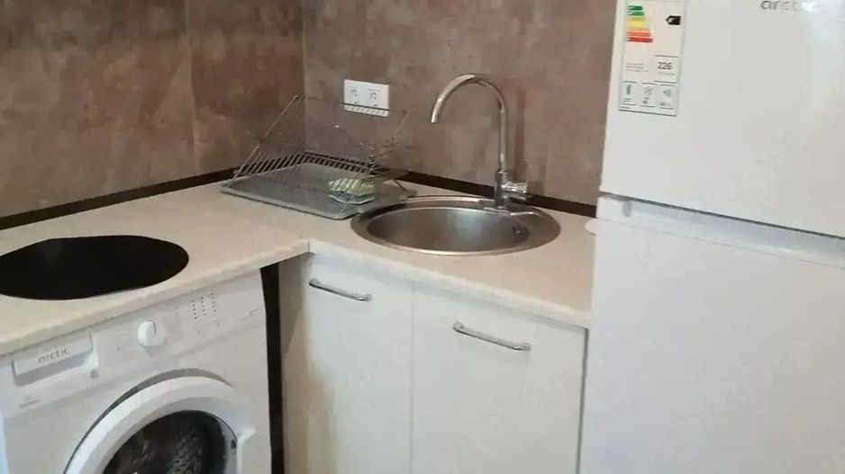 Garsonieră modernă de inchiriat, decomandată, prima închiriere - Poză 1