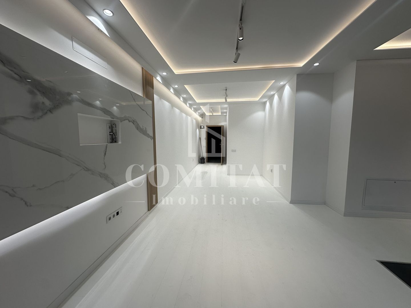 Apartament 3 camere | Etaj intermediar | Zona Spitalului Regional - Poză 3