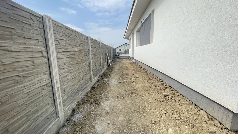 Duplex pe parter de vanzare in Bucovat - Poză 22