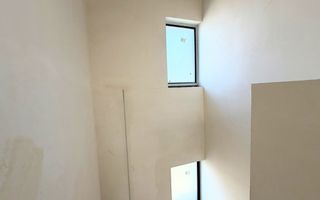 Vila moderna 6 camere // 190mp // teren 300mp // Tunari - Poză 23