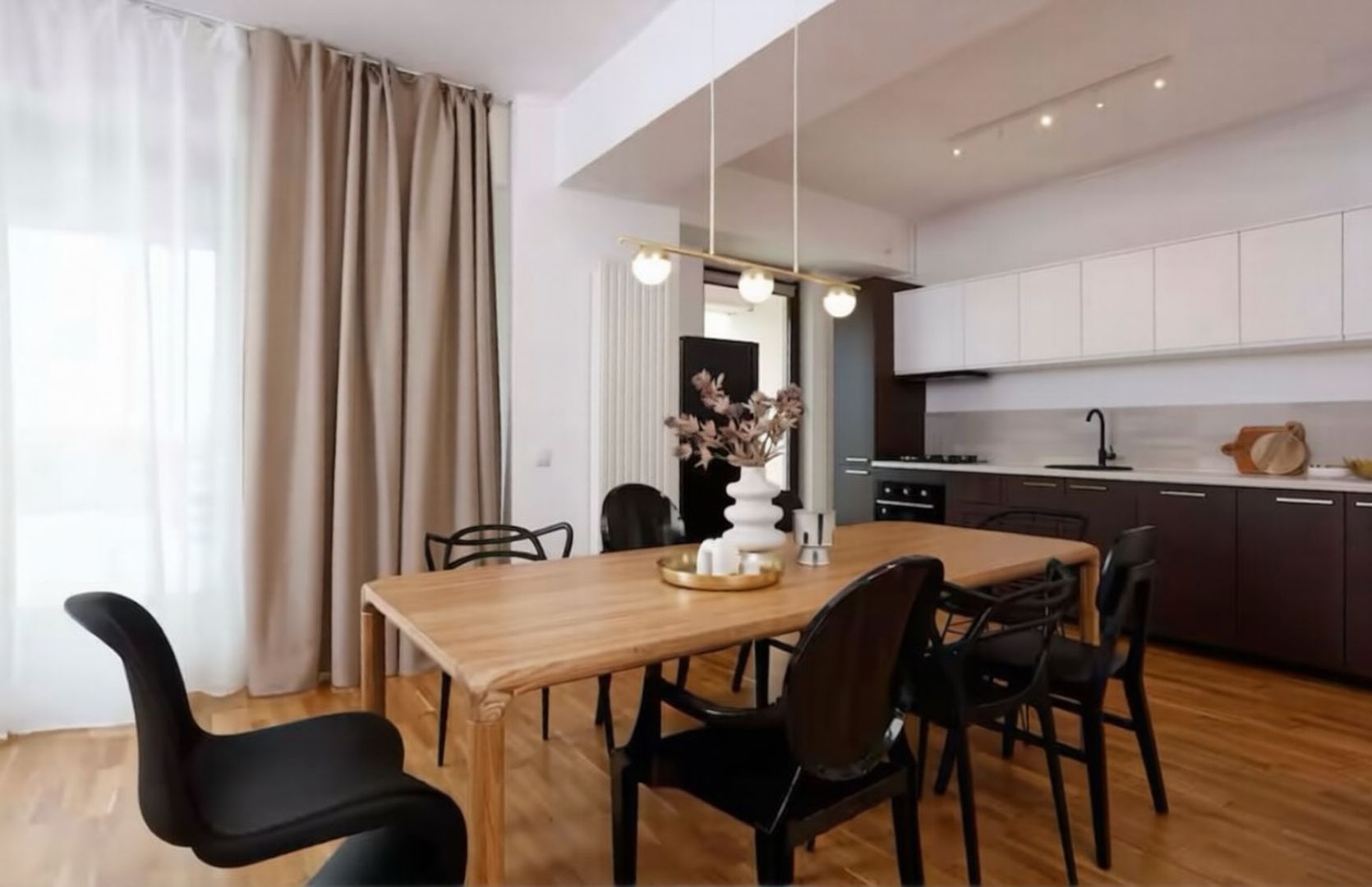 Apartament 3 camere | 102 mp utili + terasa 95 mp | Pipera - Poză 2