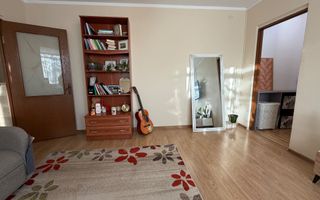 2 camere | Etaj 2 | Renovat | Mobilat si utilat | Centrala proprie - Poză 3