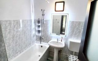 Apartament de inchiriat cu 2 camere Decomandat / Etajul 1/ 70mp/ zona Pacurari - Poză 7