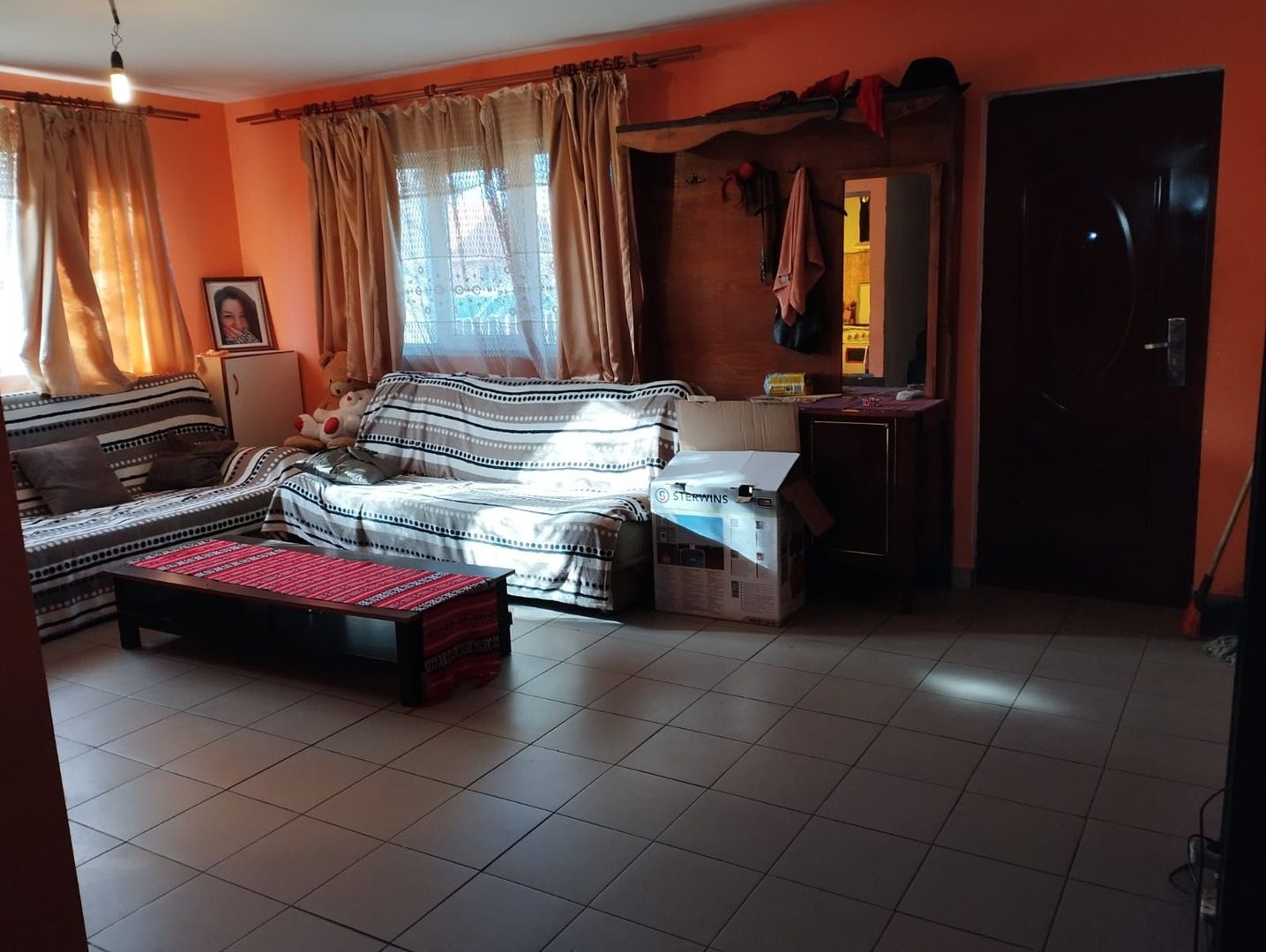 DARZA - CREVEDIA, CASA 7 CAMERE - Poză 5
