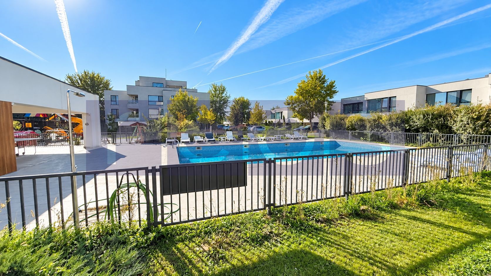 DE INCHIRIAT 3 CAMERE | TERASA  | PISCINA | PARCARE  | STR MARACINENI - Poză 10