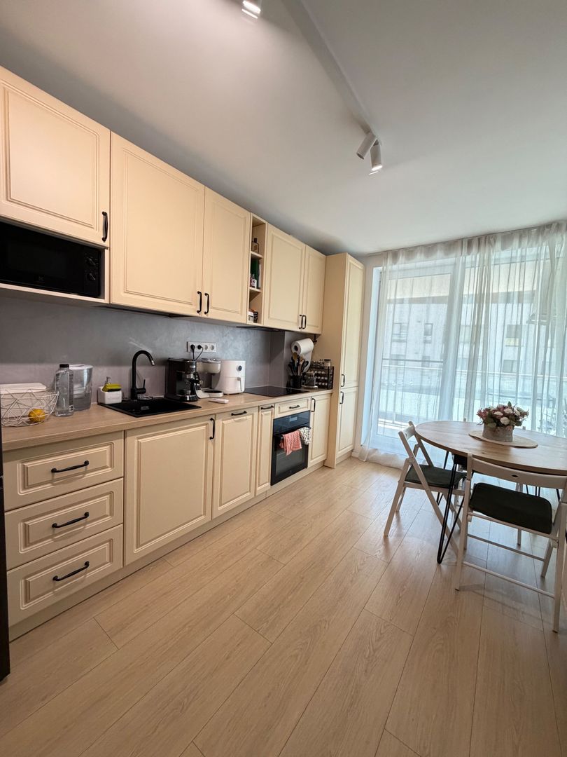 Apartament 2 camere, terasa, etaj intermediar, boxa, parcare - Poză 4