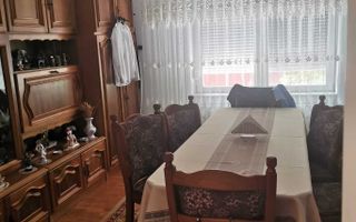 Apartament la parter zona semicentrala - Poză 4
