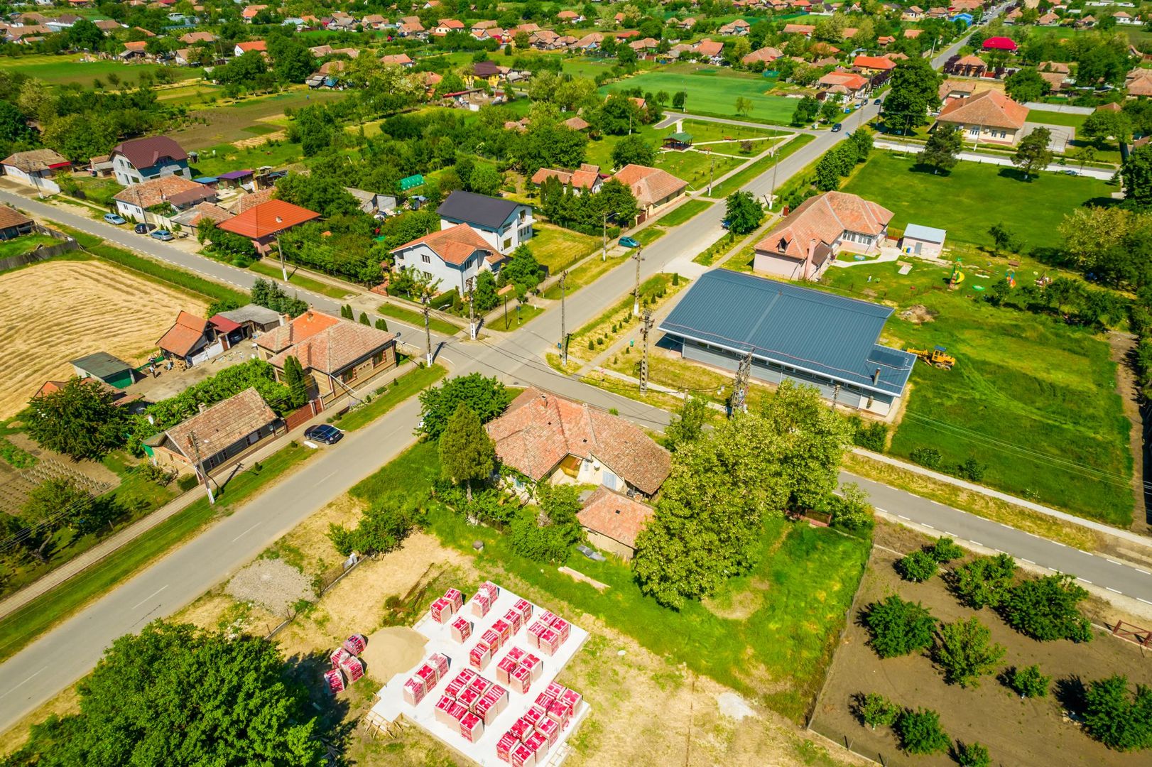 Casă cu potențial în Iratoș - Poză 7