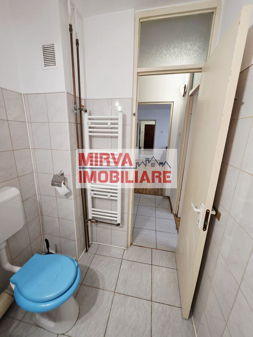 Apartament 2 camere decomandat, mobilat si utilat, zona 9 Mai - Poză 9