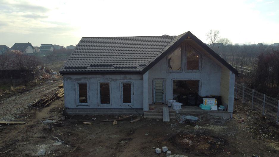 Casă premium pe parter de vânzare în Sânpetru - Poză 1