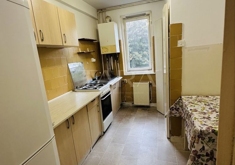 Apartament cu 4 camere decomandate în Gheorgheni - Poză 1