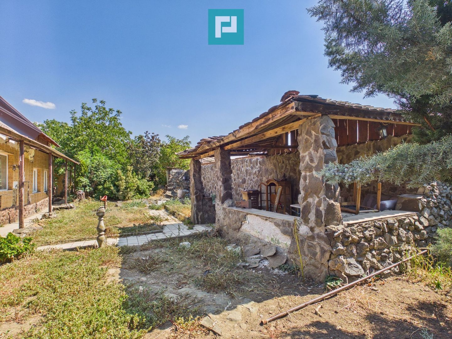 Casă cu teren de 2.134 mp în Sântana | 5 camere - Poză 11