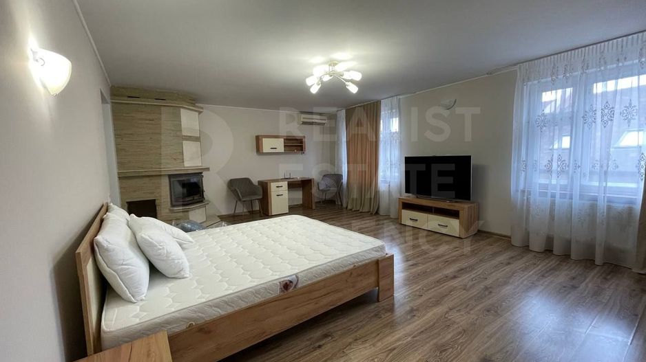 Chirie, casă, 3 camere, strada Cojocarilor, Centru - Poză 8