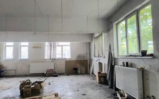 Clădire multifuncțională de vânzare – comerț, birouri și producție. - Poză 2
