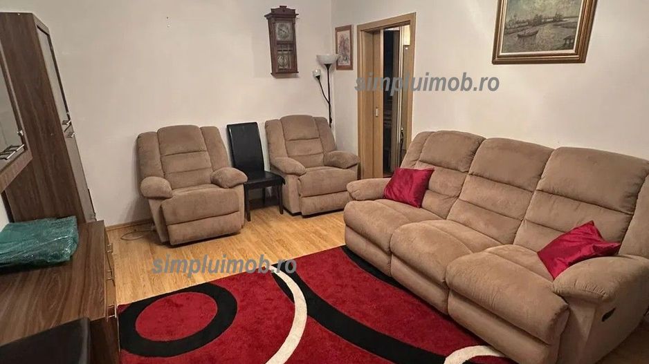 Decomandat 4 Camere Sector 3 Etaj Intermediar - Poză 1