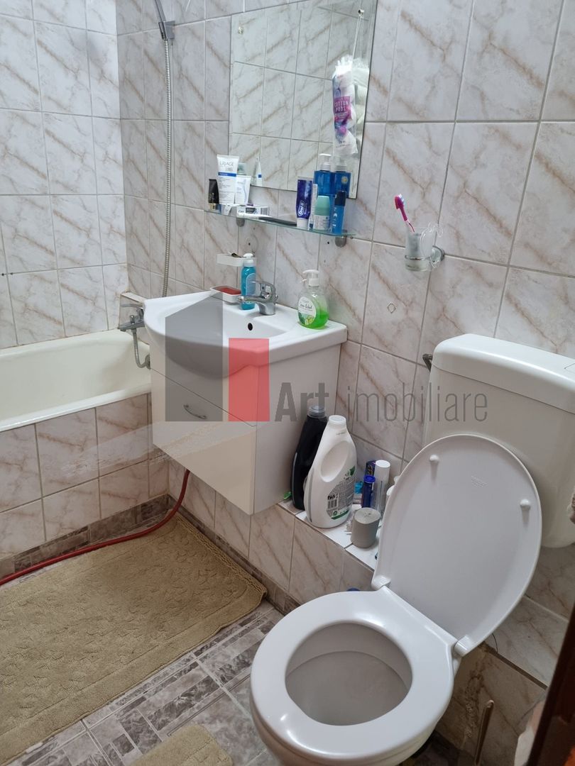 APARTAMENT 2 CAMERE PANDURI - Poză 7
