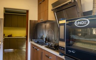 Casa 6 camere | P+M | Curte | 270 MPU | Zona Centrala - Poză 19