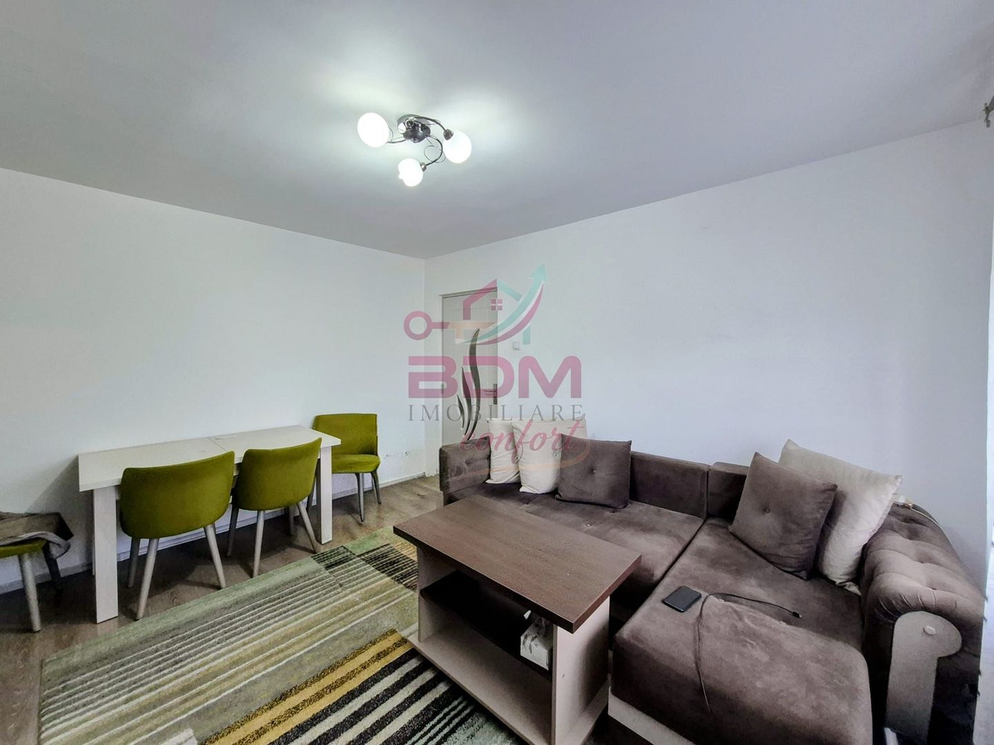COMISION 0 | Apartament 2 camere | etaj intermediar | zona Micro 1 - Poză 2
