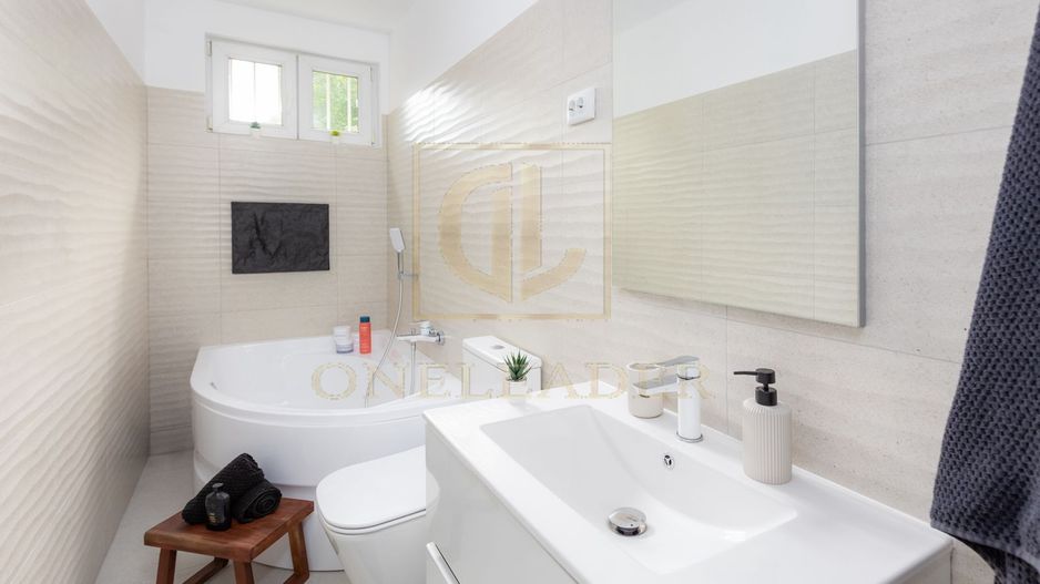 Apartament 2 -Strada Lungă | 75 mp - Terasă 12 mp - Parcare Privată - Poză 10