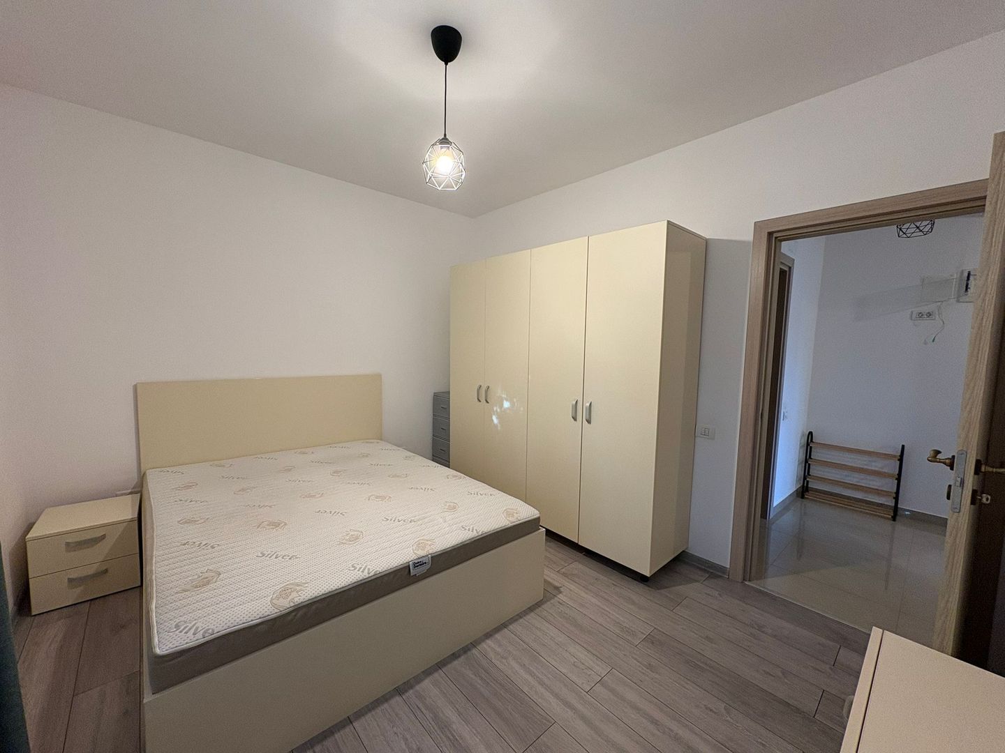 AP. 2 CAMERE POPESTI-LEORDENI - CURTE 30 MP, BLOC NOU, METROU 5 MIN - Poză 4