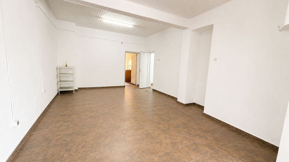 Fabric | Spațiu Comercial | 73 mp utili | Vad Comercial | Stradal | Tramvai - Poză 3