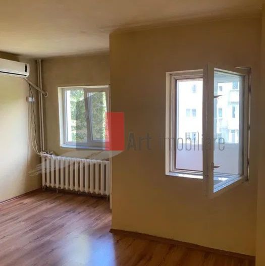 Apartament 3 camere Virtuții-Orsova - Poză 2