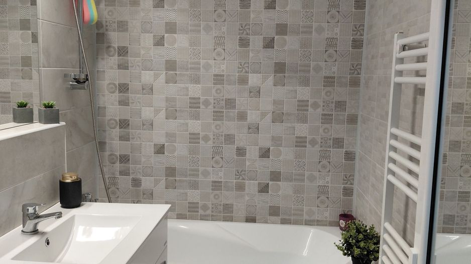 🏡  Apartament 3 camere – Micro 16,  etaj 2, (în spate la Siret) - Poză 18