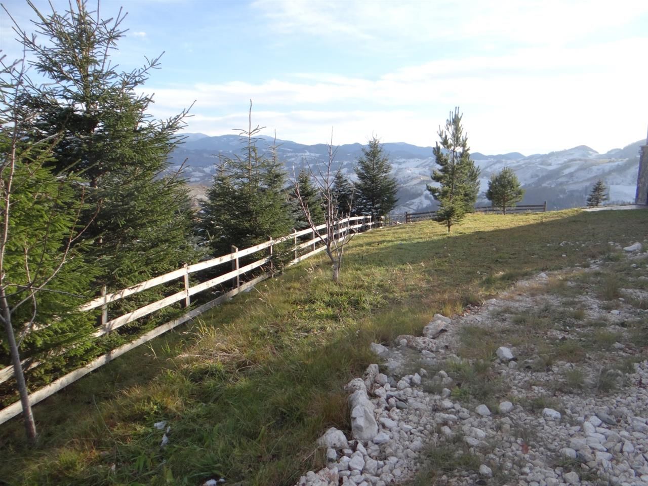 In locatia de basm: - Pestera, Moieciu, Brasov, utilitati, accesibilitate - Poză 18