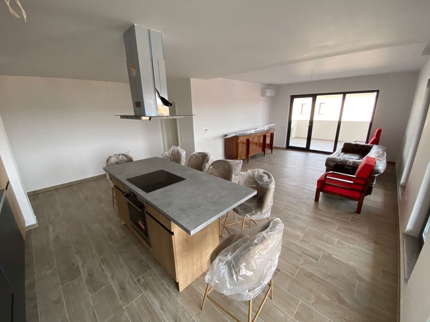 Penthouse  3 camere - Dumbravita - Poză 1