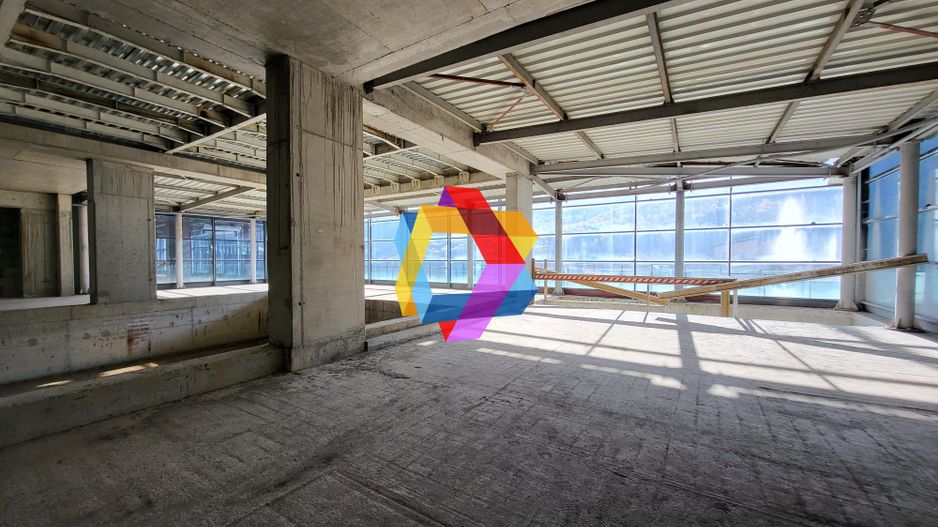 Clădire mixta -3600 mp - Poză 26